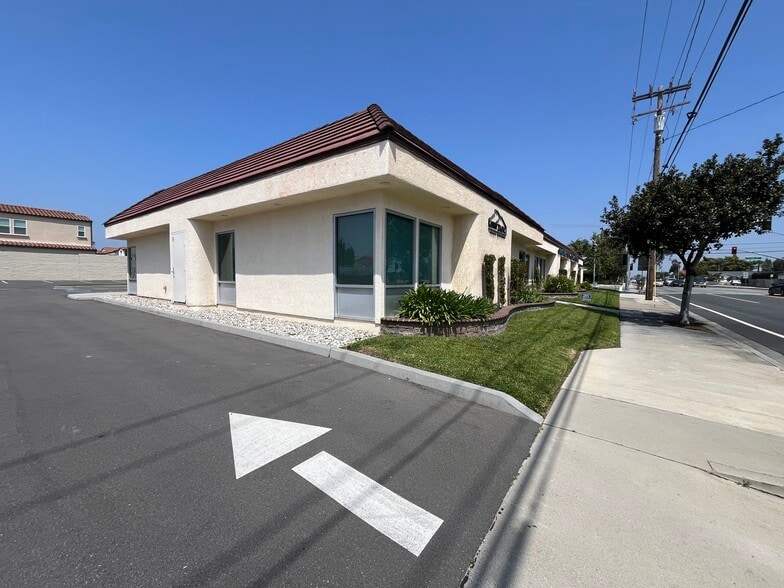 More Photos Of 5470 Orange Ave, Cypress Office For Lease