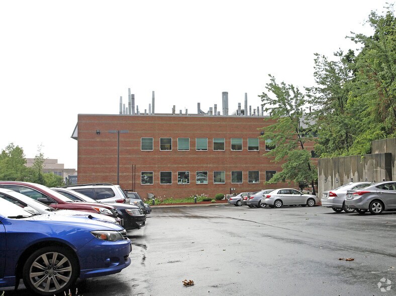 More Photos Of 1 Innovation Dr, Worcester Medical For Lease
