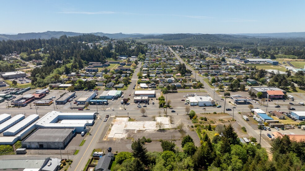 More Photos Of 1090 Newmark Ave, Coos Bay Land For Sale