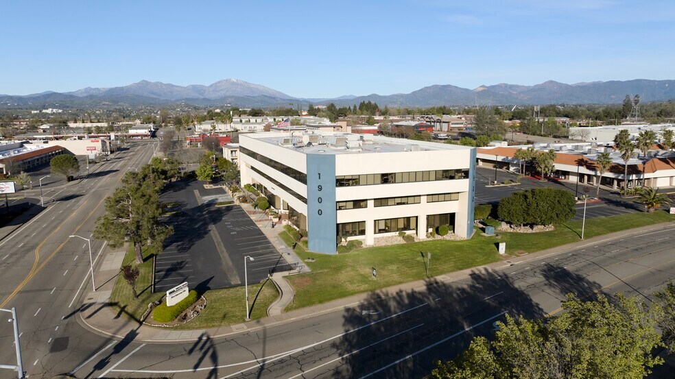 More Photos Of 1900 Churn Creek Rd, Redding Office For Lease