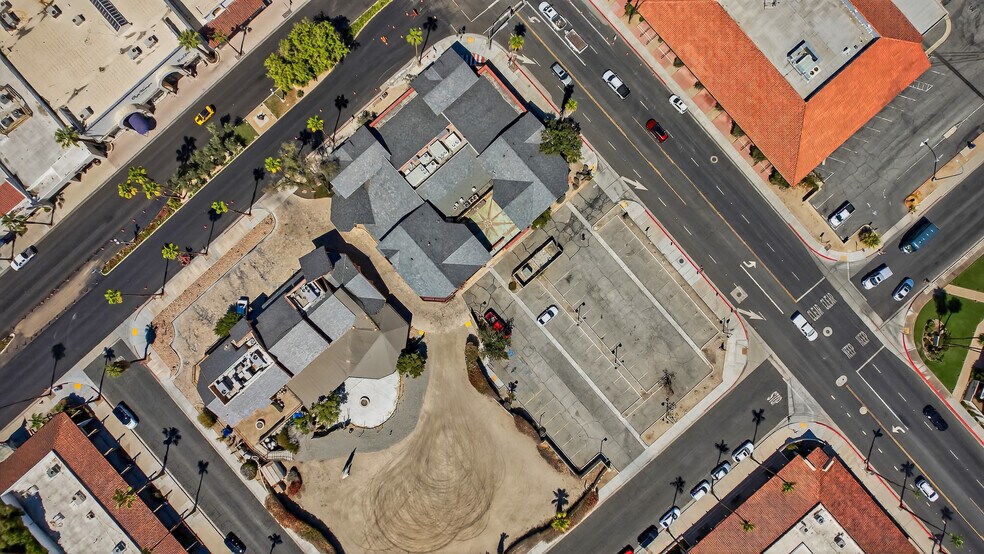 More Photos Of 73951-73995 El Paseo, Palm Desert Storefront For Sale