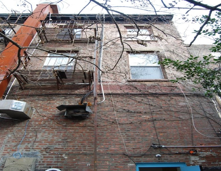 More Photos Of 258 Dekalb Ave, Brooklyn Apartments For Lease