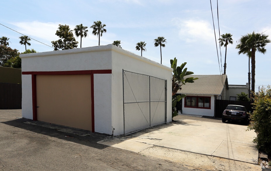 More Photos Of 612 S Coast Hwy, Oceanside Freestanding For Sale