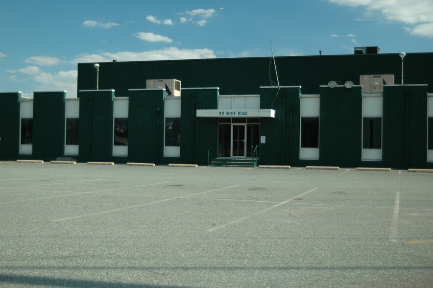 More Photos Of 99 Hook Rd, Bayonne Warehouse For Lease