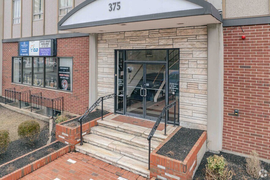 More Photos Of 375 Concord Ave, Belmont Office For Lease