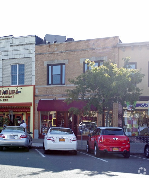 Primary Photo Of 410-412 Mamaroneck Ave, Mamaroneck Storefront Retail Office For Lease