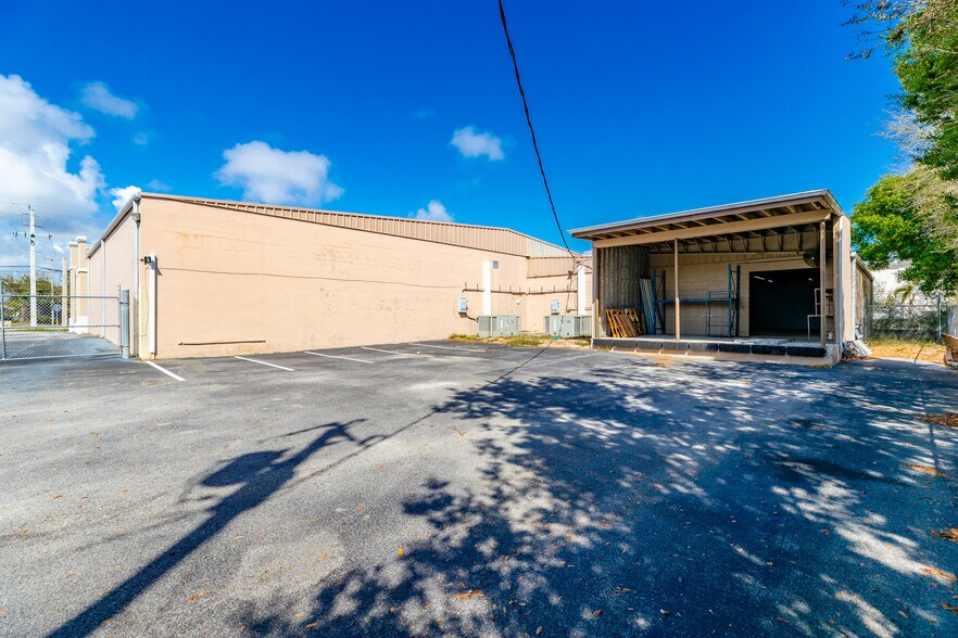 More Photos Of 1610 US Highway 1, Vero Beach Freestanding For Sale