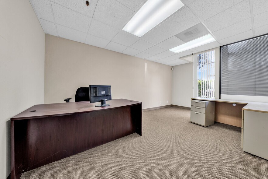 More Photos Of 1941-1973 O'Toole Way, San Jose Loft Creative Space For Lease