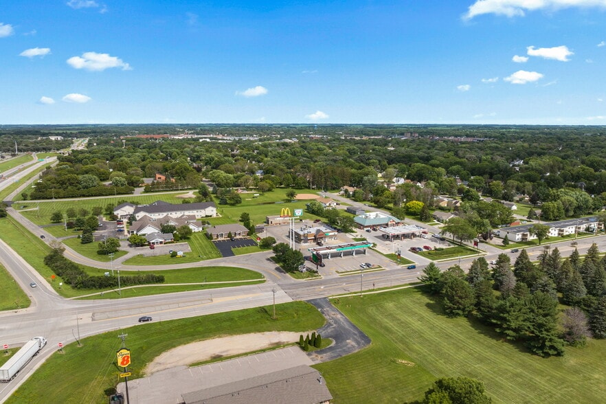 More Photos Of 1400 14th St NW, Austin Service Station For Sale
