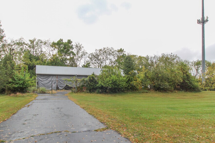 More Photos Of 313 Big Rd, Zieglerville Flex For Sale