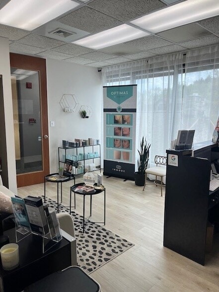 More Photos Of 101 Bradford Rd, Wexford Medical For Lease