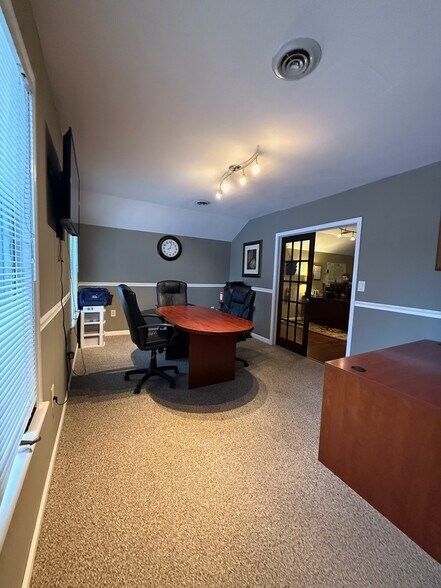 More Photos Of 1344-1374 S Atherton St, State College Office For Sale