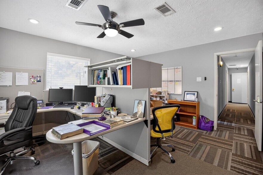 More Photos Of 9326 Kay Ln, Houston Office Residential For Sale