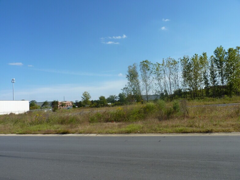 More Photos Of Technology Blvd & Babbage Dr, Indian Trail Land For Lease