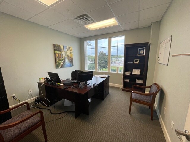 More Photos Of 42 Business Centre Dr, Miramar Beach Office For Sale