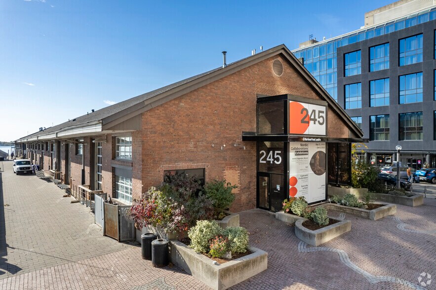 Primary Photo Of 245 Queens Quay W, Toronto Freestanding For Lease