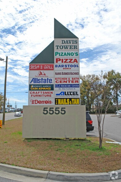 More Photos Of 5555 Davis Hwy, Pensacola Unknown For Lease