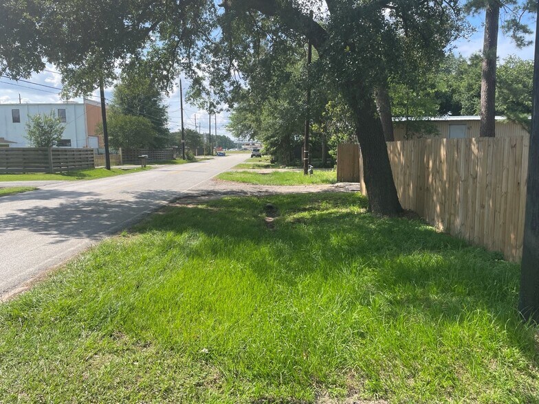 More Photos Of , Spring Unknown For Sale