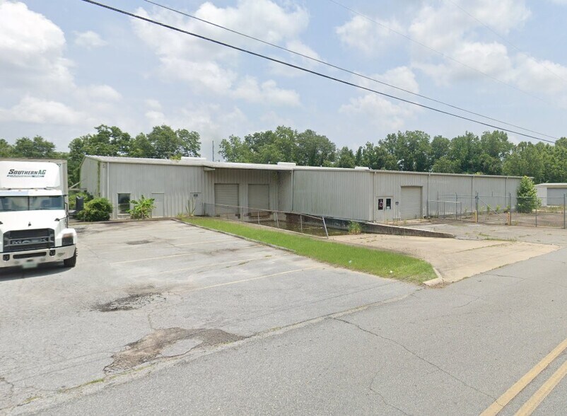More Photos Of 902 E Union St, Vienna Land For Lease