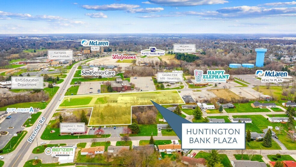 More Photos Of 3267-3289 Beecher Rd, Flint Storefront For Lease