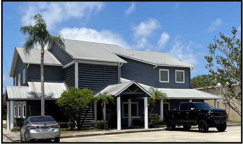 Primary Photo Of 971 Virginia Ave, Palm Harbor Medical For Sale