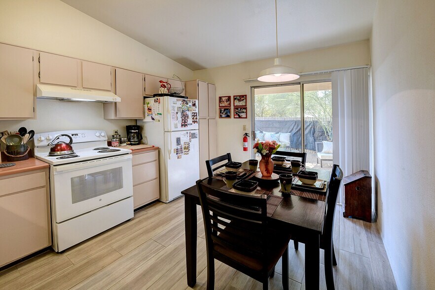 More Photos Of 2770 N Goyette Ave, Tucson Apartments For Sale