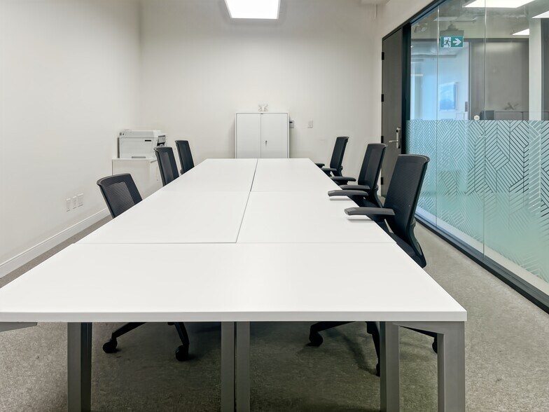 More Photos Of 460 Doyle Ave, Kelowna Coworking Space