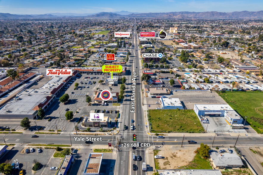 Primary Photo Of 1995 E Florida Ave, Hemet Fast Food For Sale