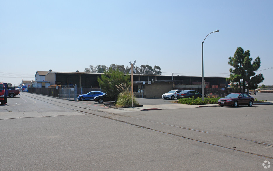 Primary Photo Of 9379 Frostmar Pl, San Diego Warehouse For Lease