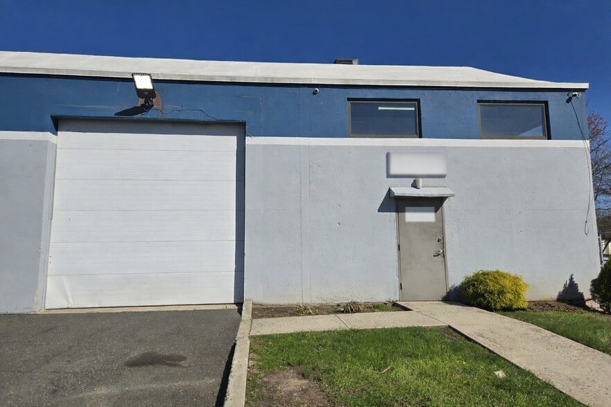 Primary Photo Of 25 E Kearney St, Bridgewater Warehouse For Lease