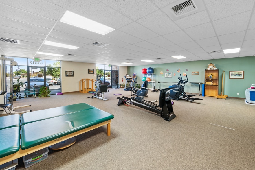 More Photos Of 511 W Bridge St, Yerington Freestanding For Sale