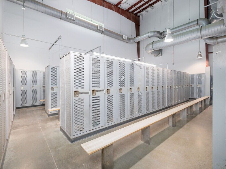 More Photos Of 7207 W FM 696, Elgin Industrial For Sale