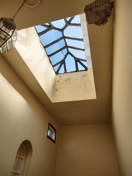More Photos Of 126 Rutgers Ave, Jersey City Specialty For Sale