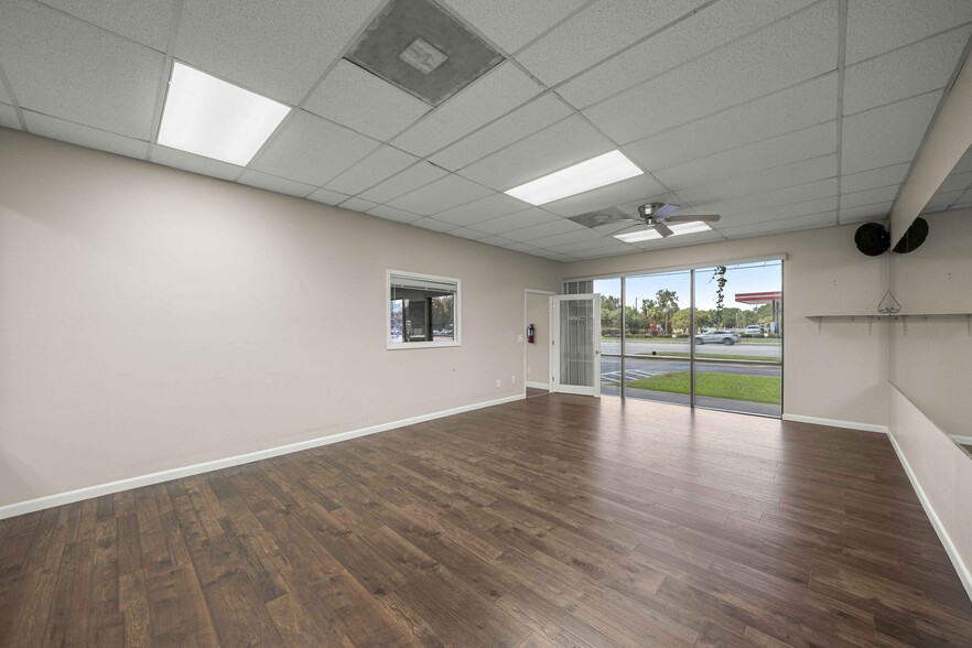 More Photos Of 1020 NE 5th St, Crystal River Unknown For Lease