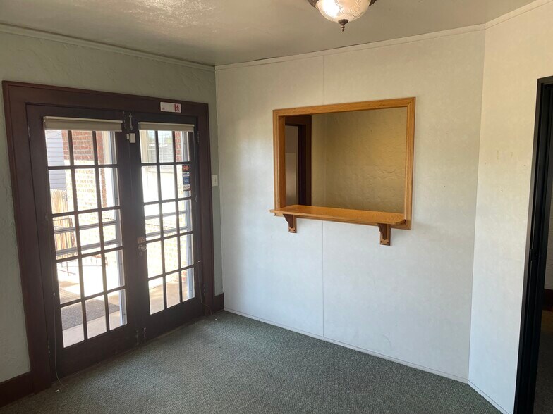 More Photos Of 15 S 8th Ave, Brighton Office For Sale