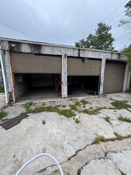 More Photos Of 4813 Belair Rd, Baltimore Freestanding For Sale