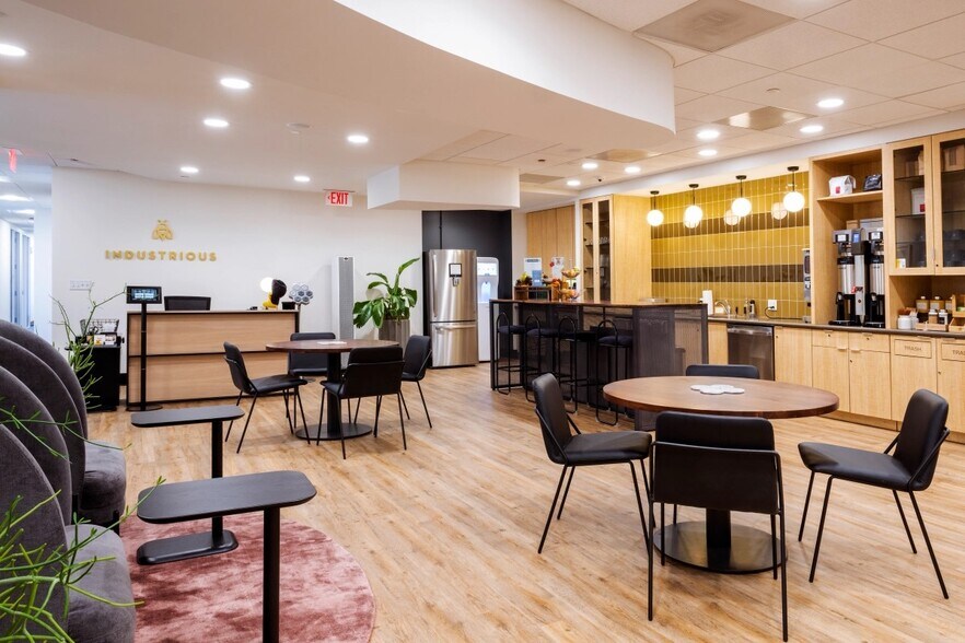 More Photos Of 225 Franklin St, Boston Coworking Space