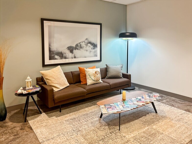 More Photos Of 609 SW 8th St, Bentonville Coworking Space