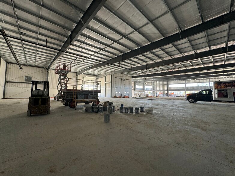 More Photos Of 4163 Morgan Rd, Ypsilanti Manufacturing For Lease