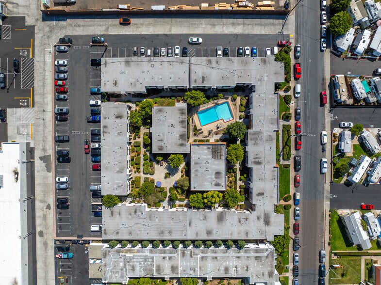 More Photos Of 229 Shady ln, El Cajon Multifamily For Sale