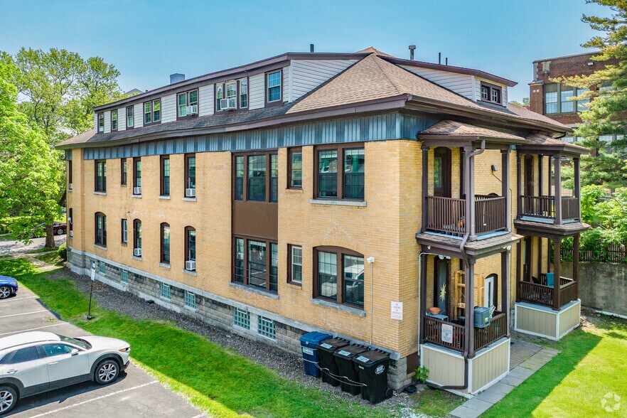 More Photos Of 514 Walnut Ave, Syracuse Apartments For Sale