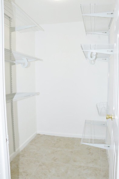 More Photos Of 860 NW River Shores Blvd, Stuart Apartments For Sale