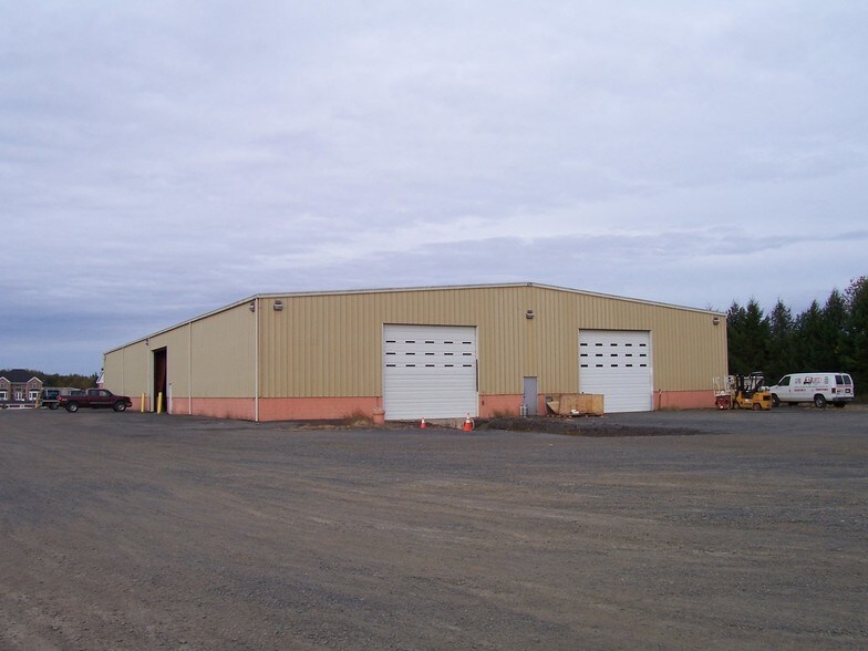 More Photos Of 18 Herbert Rd, Upper Freehold Warehouse For Sale