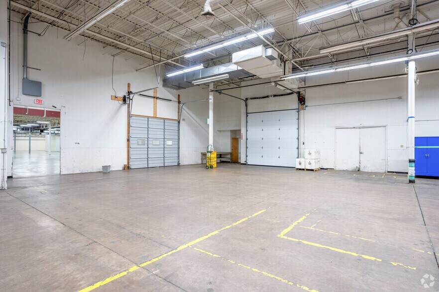 More Photos Of 151 Batson Dr, Manchester Manufacturing For Lease