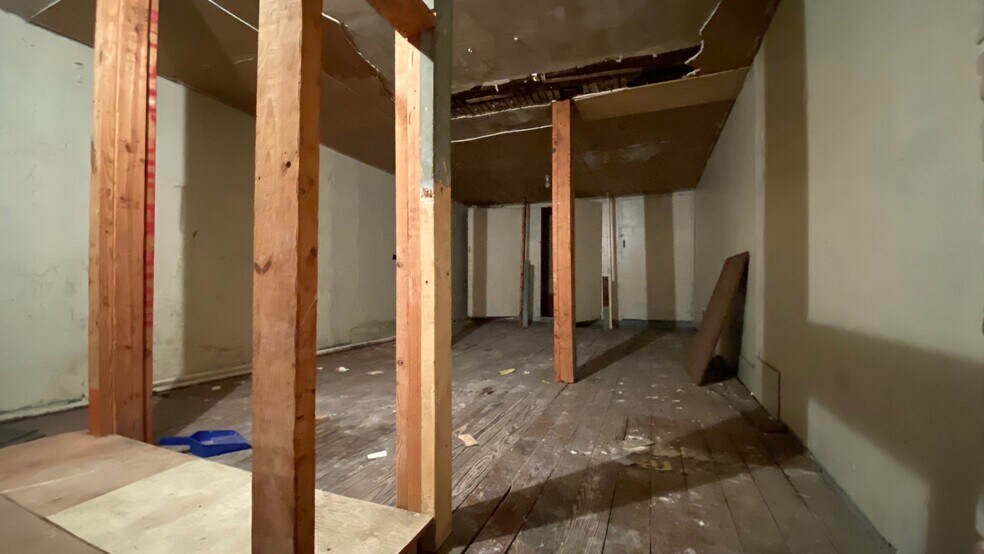 More Photos Of 213 N Broad St, New Orleans Storefront Retail Office For Lease