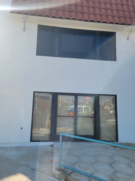 More Photos Of 2101 Pacific Coast Hwy, Lomita Storefront Retail Office For Lease
