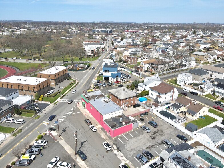 More Photos Of 768 Stuyvesant Ave, Lyndhurst General Retail For Sale