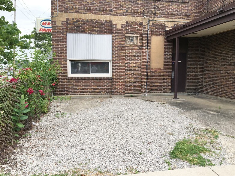 More Photos Of 1750 Clyde Park Ave SW, Grand Rapids Storefront For Sale