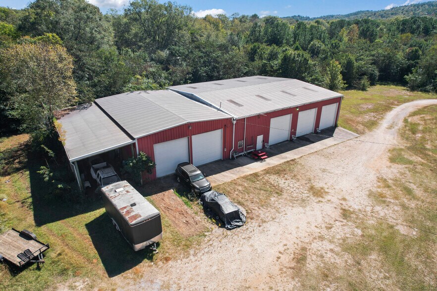 More Photos Of 84 Thurman Rd, Sylacauga Truck Terminal For Sale