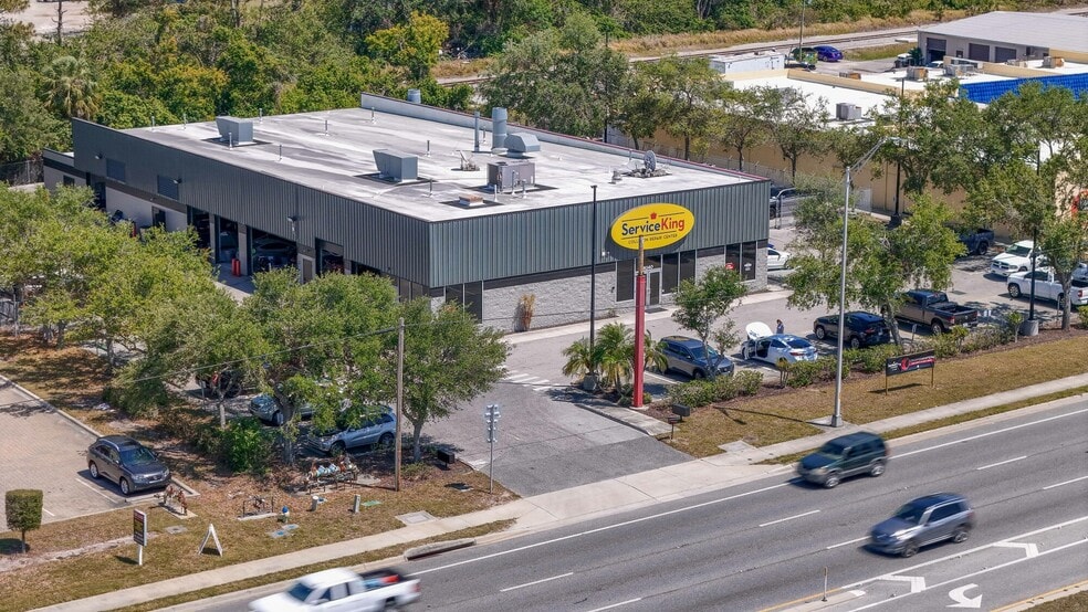 More Photos Of 4040 N Washington Blvd, Sarasota Auto Repair For Sale